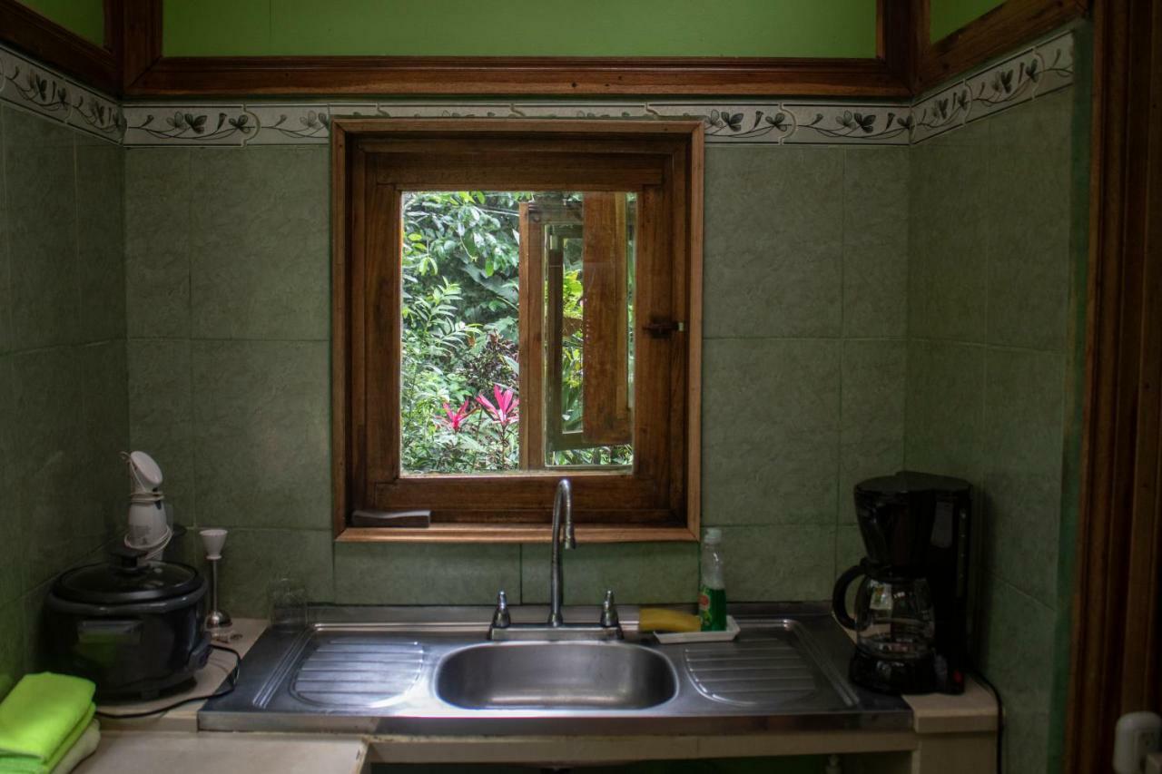 Casa Chilamates Tortuguero Exterior photo